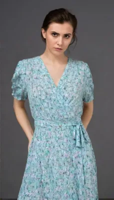 Vestido floral con volante