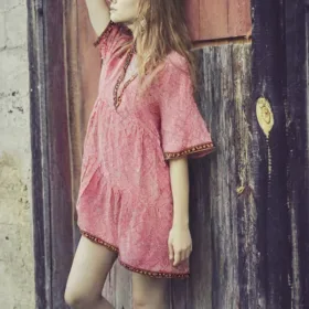 Vestido estampado rosa